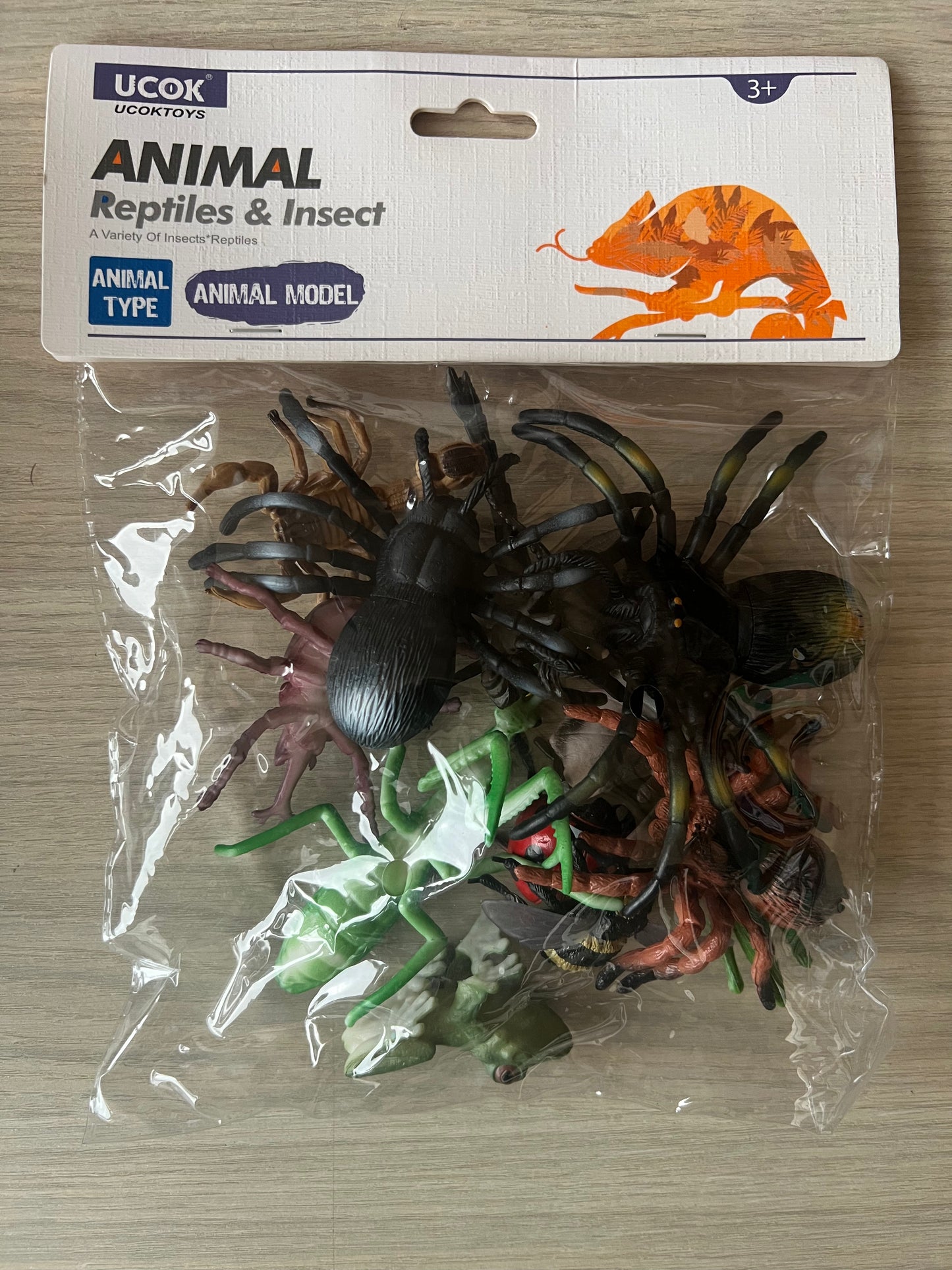 Insectos y reptiles x 12 unidades