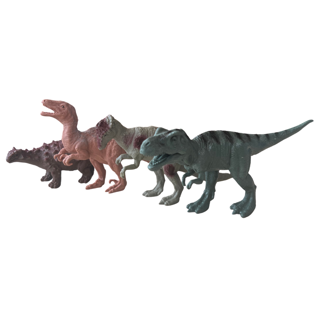 Set de dinosaurios por 4 + 2 árboles